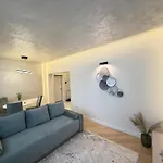 Cozy Luxury In Center Of Historical 3*