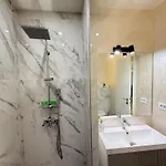 Cozy Luxury In Center Of Historical Apartment 3*
