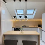 Cozy Luxury In Center Of Historical 3*