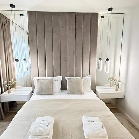 Апартаменты Luxury In Center Of Historical