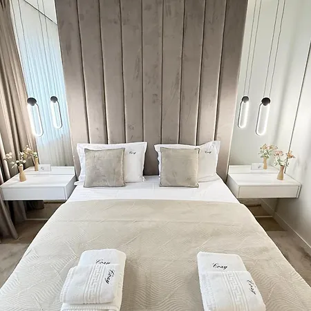 아파트 Cozy Luxury In Center Of Historical 3*
