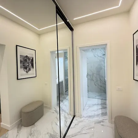 Cozy Luxury In Center Of Historical Apartment 3*