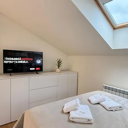 Cozy Luxury In Center Of Historical Brasov