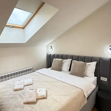 Cozy Luxury In Center Of Historical 3* Brasov