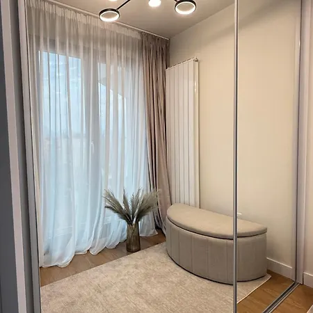 Cozy Luxury In Center Of Historical