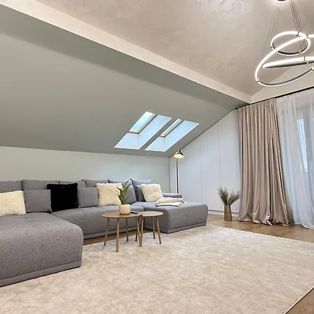 Apartment Cozy Luxury In Center Of Historical 3*
