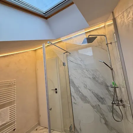 Cozy Luxury In Center Of Historical 3*