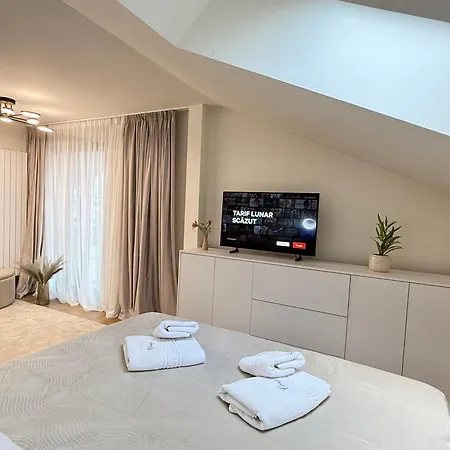 Cozy Luxury In Center Of Historical 3* Brasov