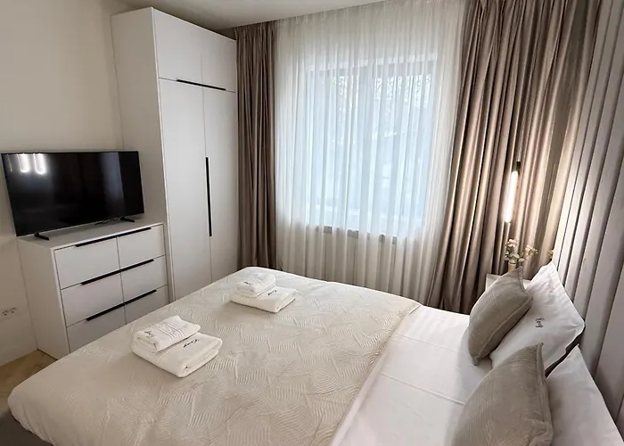 Luxury In Center Of Historical