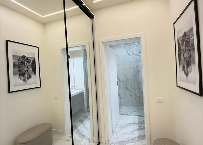 Luxury In Center Of Historical 3*