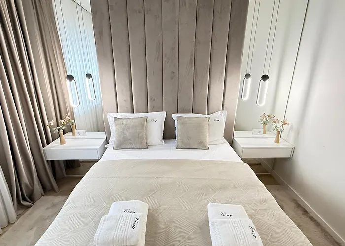 Апартаменты Luxury In Center Of Historical 3*