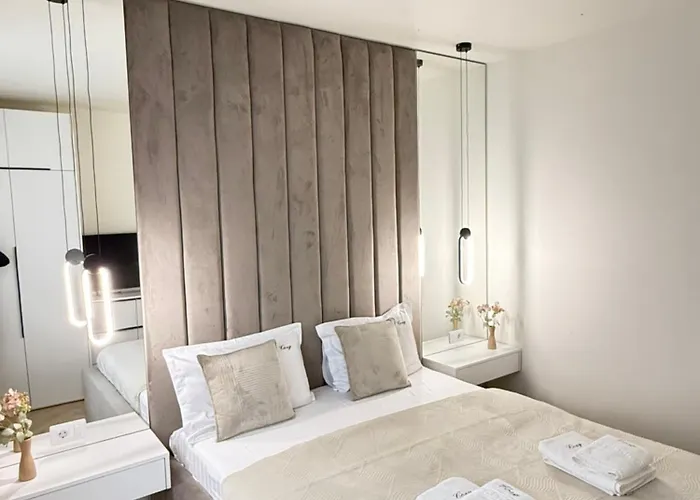 Luxury In Center Of Historical Lejlighed Braşov