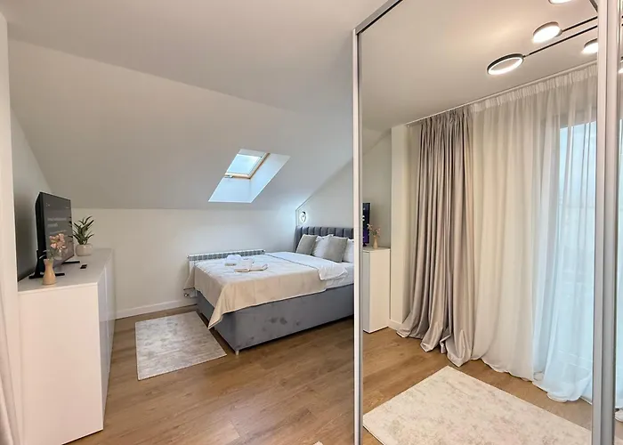 Luxury In Center Of Historical Lejlighed