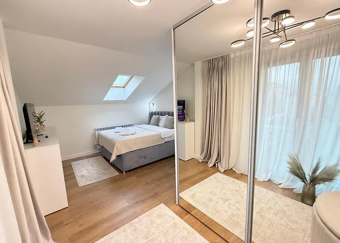 Апартаменты Luxury In Center Of Historical