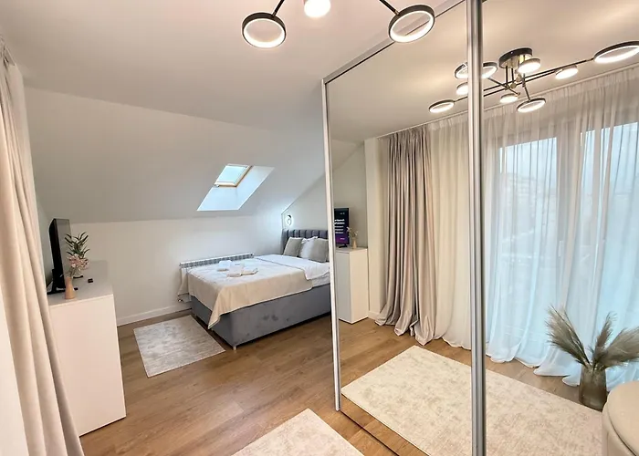 Luxury In Center Of Historical Lejlighed