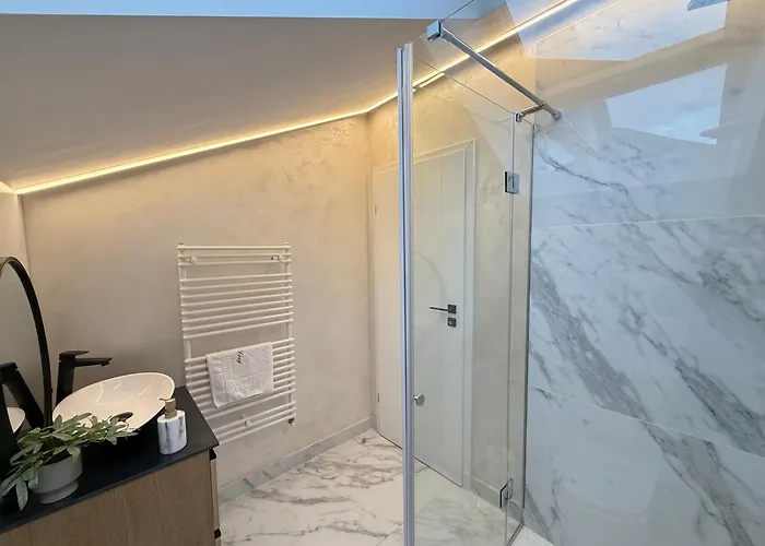 Luxury In Center Of Historical Lejlighed